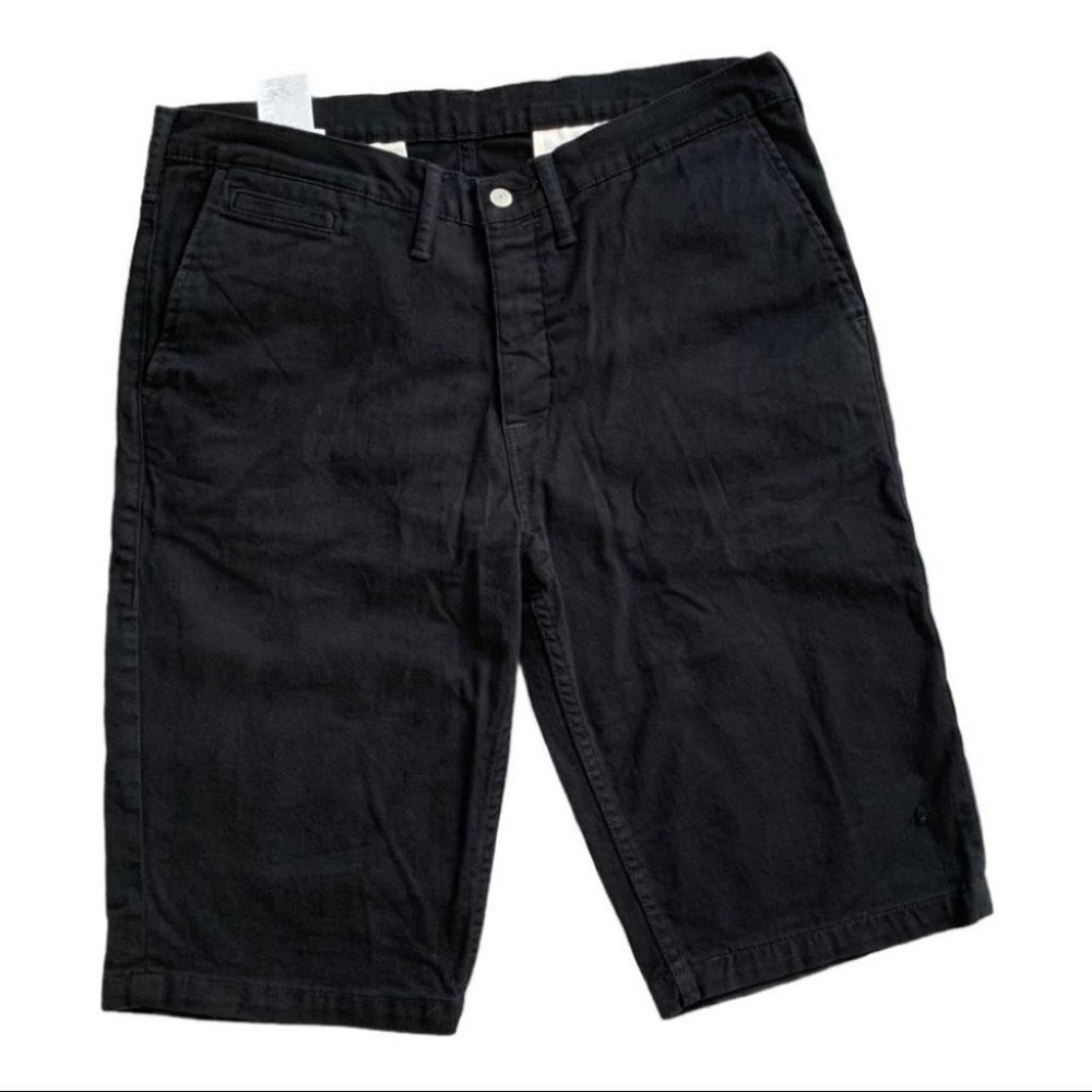 Levi's Men black Jean shorts Waist 38